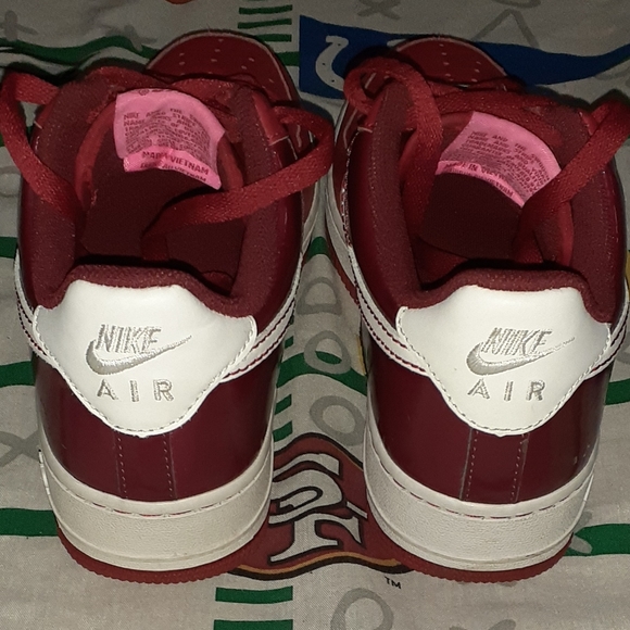 2007 Nike Valentines Day Air Force One Shoes 7.5 Vintage AF1 Low Valentine Red 1 - Picture 4 of 12